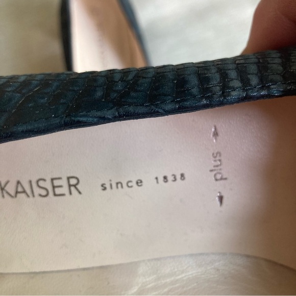 PETER KAISER Sz 7.5 UK Crocodile Style Pointy Toe Bow Short  Heel Leather Shoes - Picture 7 of 14